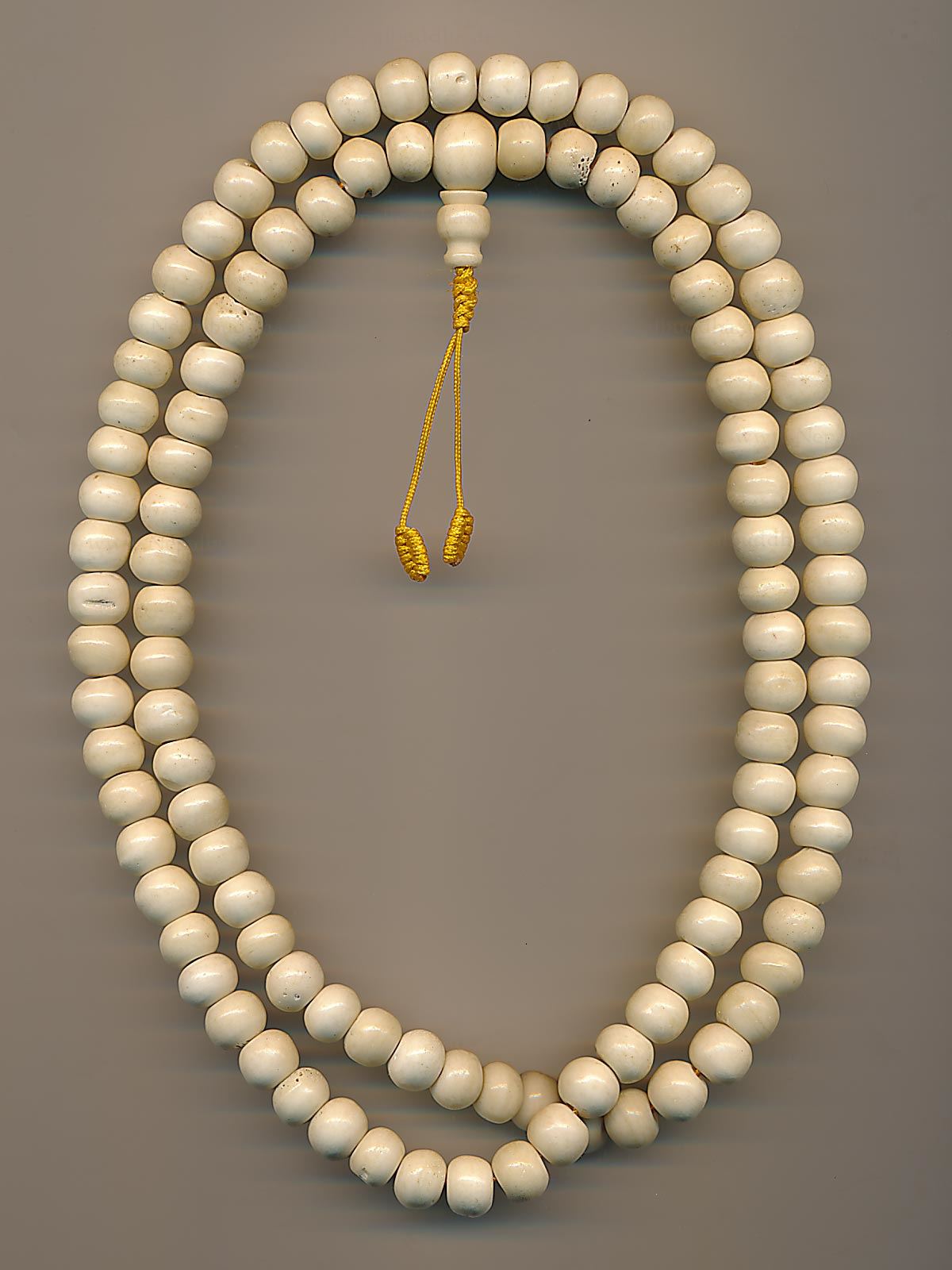mit 108 polierten Perlen aus Yak Knochen Halskette Nepal 35